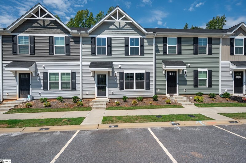 Property image 2 at 21 Tidworth Drive, Greer, SC 29651