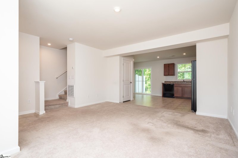 Property image 5 at 21 Tidworth Drive, Greer, SC 29651