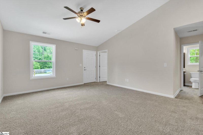 Property image 5 at 215 Stratford Road, Greenville, SC 29605