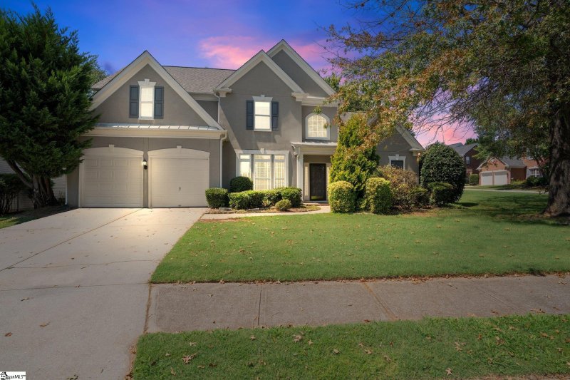 Property image 2 at 2 Landstone Court, Greer, SC 29650