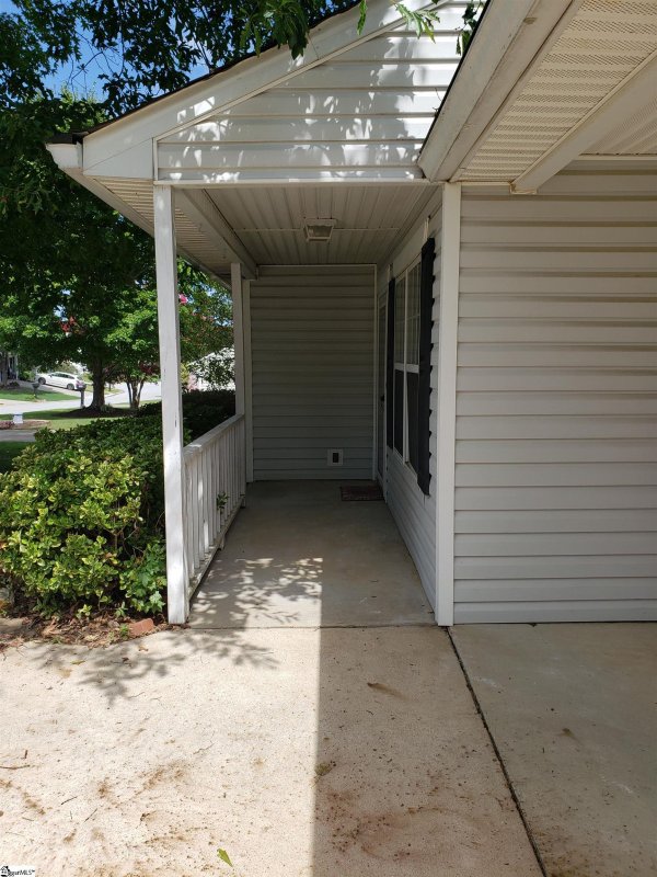 Property image 3 at 711 Larado Court, Moore, SC 29369