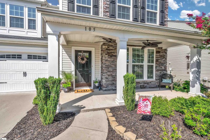 Property image 2 at 105 Chapel Hill Lane, Simpsonville, SC 29681