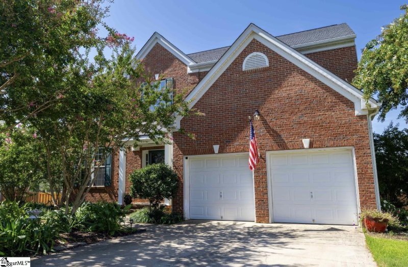 Property image 2 at 105 Breezewood Lane, Easley, SC 29642