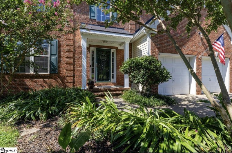 Property image 3 at 105 Breezewood Lane, Easley, SC 29642