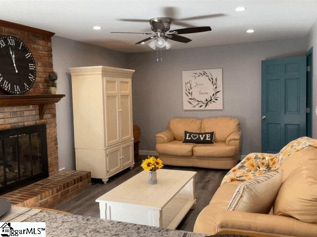 Property image 4 at 303 Pine Branch Drive, Taylors, SC 29687