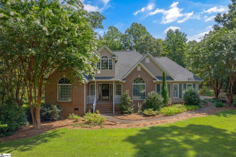 Property image 2 at 612 Hampton Road, Liberty, SC 29657