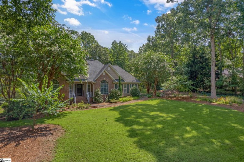 Property image 3 at 612 Hampton Road, Liberty, SC 29657