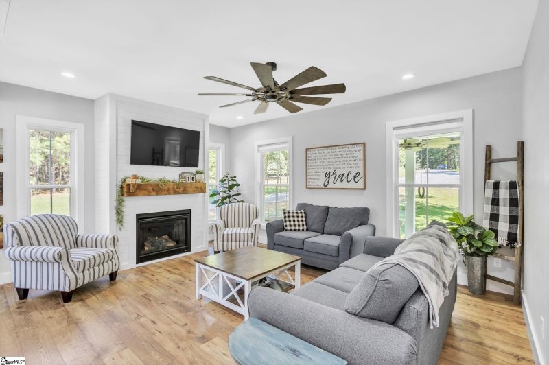 Property image 4 at 350 Rock Road, Greer, SC 29651