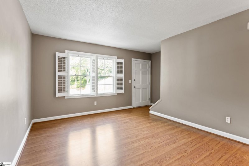 Property image 4 at 501 Edwards Road, Greenville, SC 29615-1267