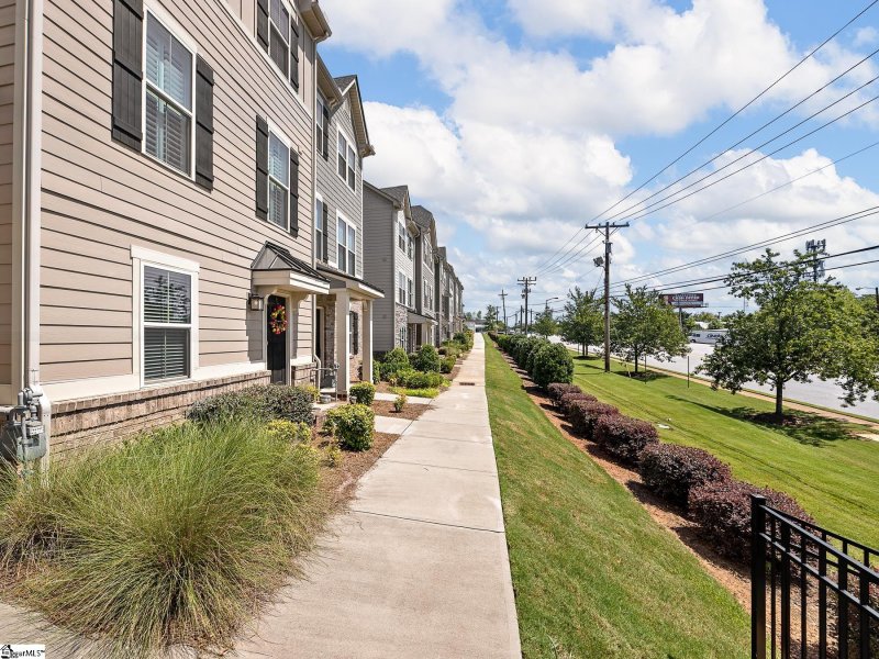 Property image 2 at 25 Itasca Drive, Greenville, SC 29609