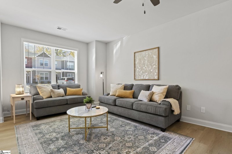 Property image 5 at 125 Creekland Way, Taylors, SC 29687