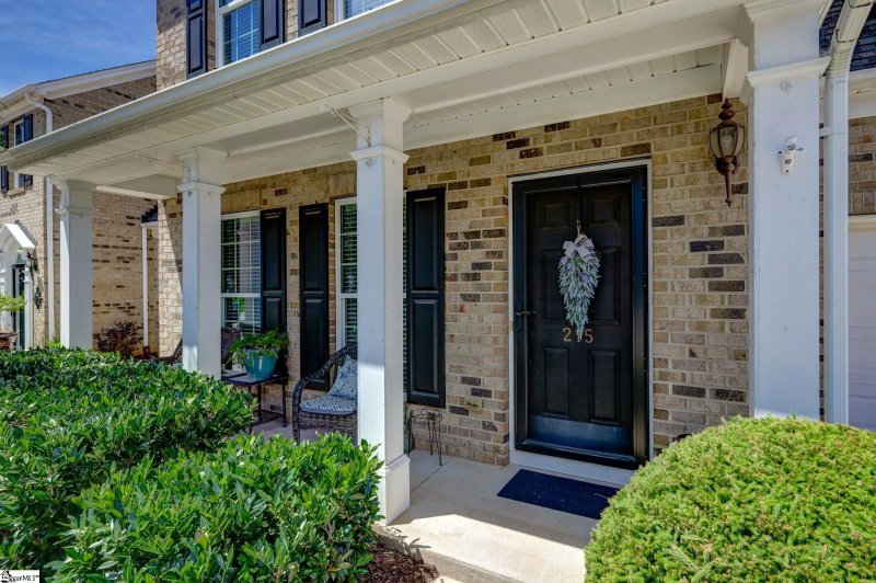 Property image 2 at 215 Bickleigh Court, Simpsonville, SC 29681