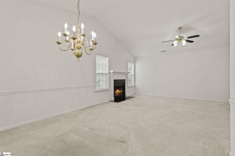 Property image 5 at 302 Cresthaven Place, Simpsonville, SC 29681