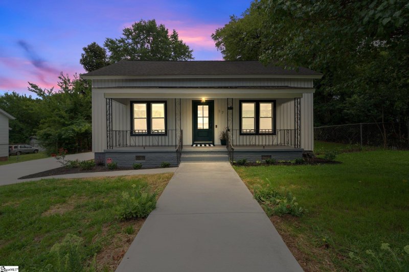 Property image 4 at 17 2nd Street, Greenville, SC 29611