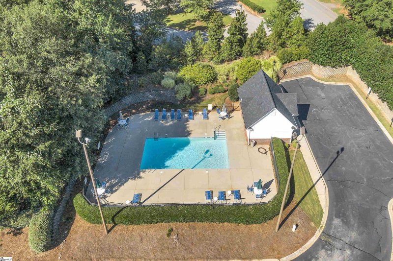 Property image 2 at 510 Cliffview Court, Greer, SC 29650