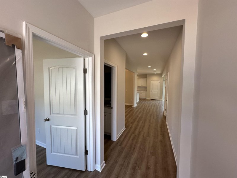 Property image 4 at 160 Strongridge Trail, Simpsonville, SC 29681