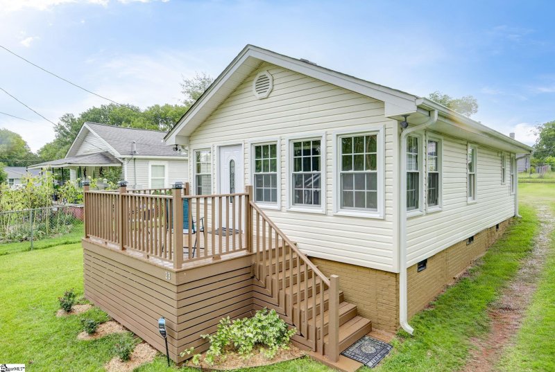 Property image 3 at 23 Highlawn Avenue, Greenville, SC 29611