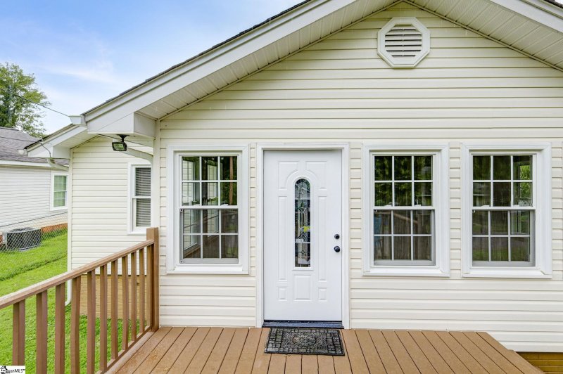 Property image 4 at 23 Highlawn Avenue, Greenville, SC 29611