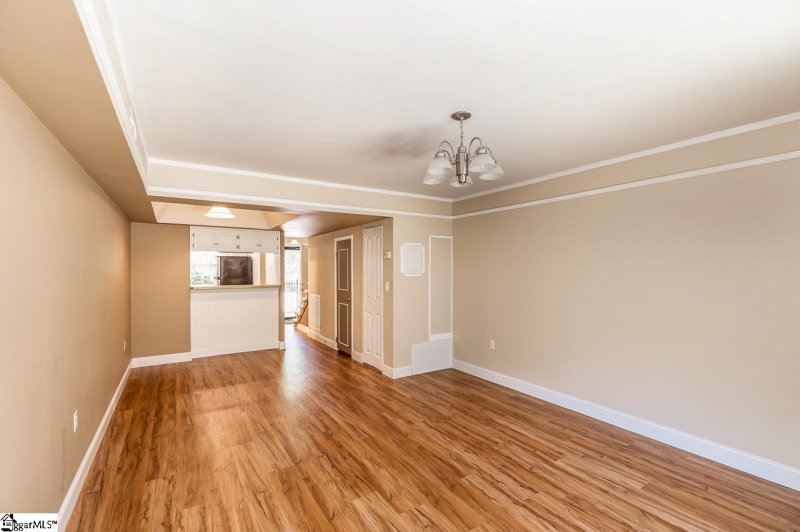 Property image 2 at 2530 East North Street, Greenville, SC 29615