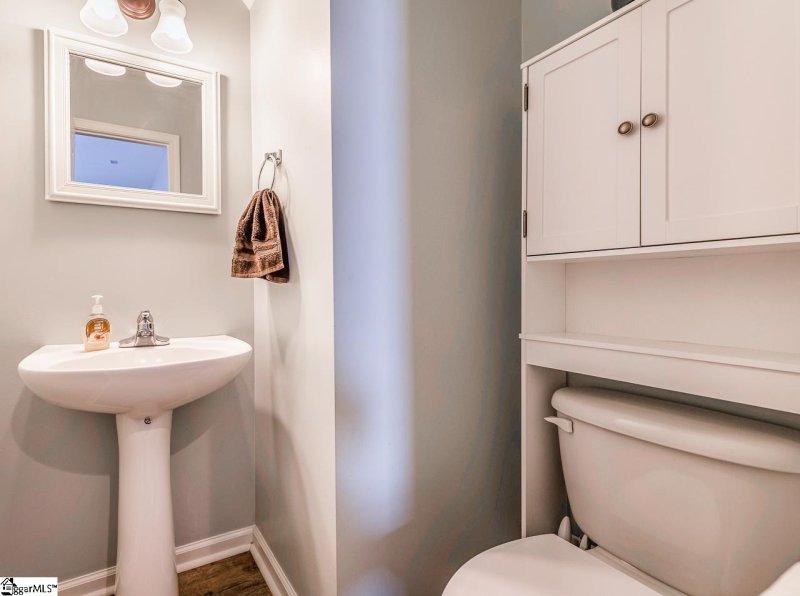 Property image 4 at 35 Pfeiffer Court, Simpsonville, SC 29681