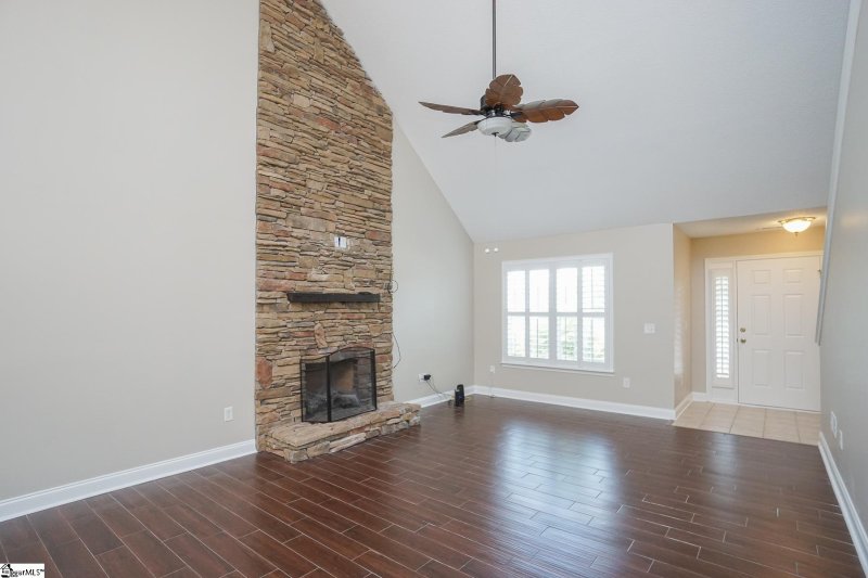 Property image 5 at 611 Ashley Commons Court, Greer, SC 29651