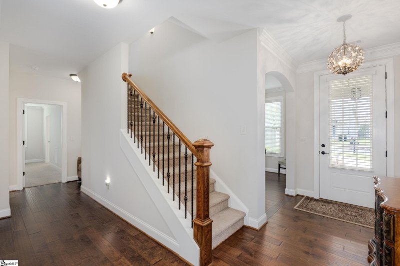 Property image 5 at 323 Belle Oaks Drive, Simpsonville, SC 29680