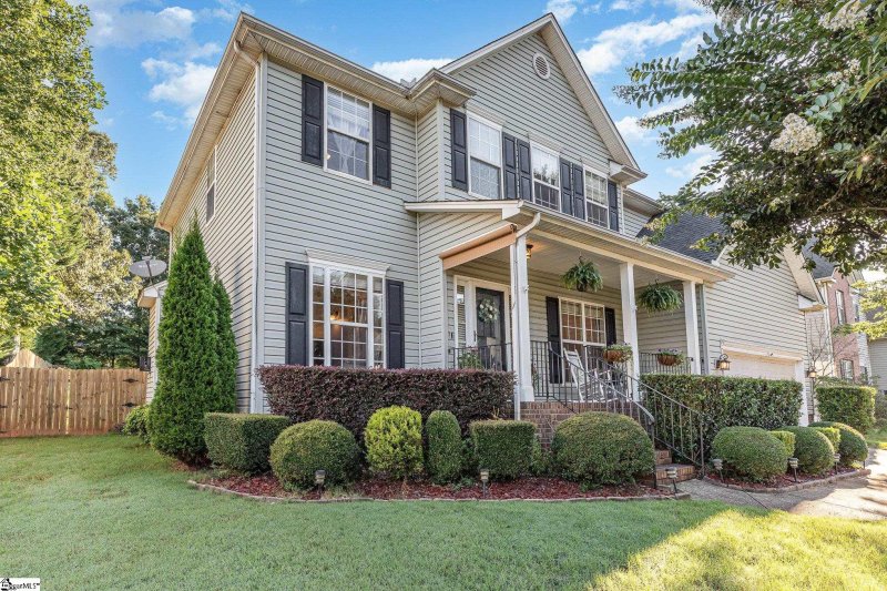 Property image 3 at 11 Redglobe Court, Simpsonville, SC 29681