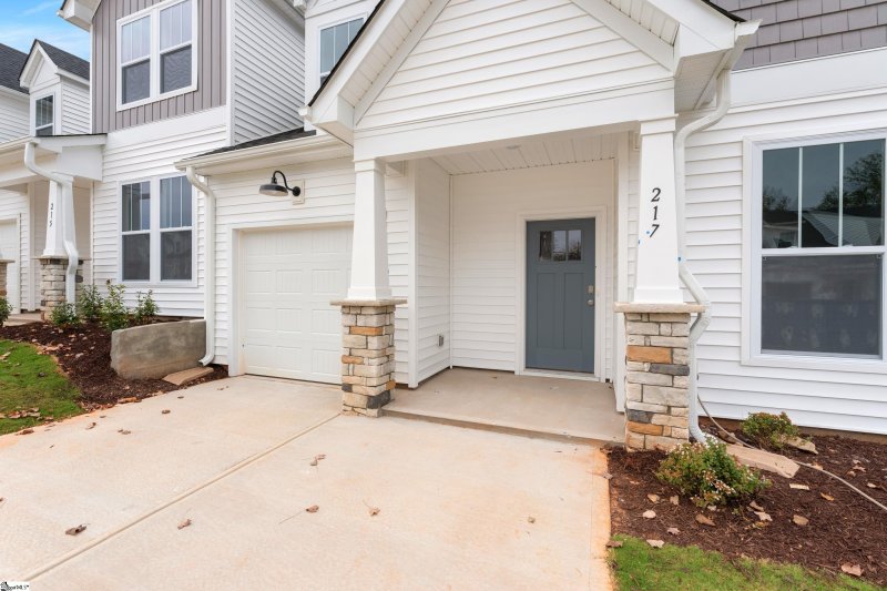 Property image 2 at 217 Woodhouse Way, Greenville, SC 29605