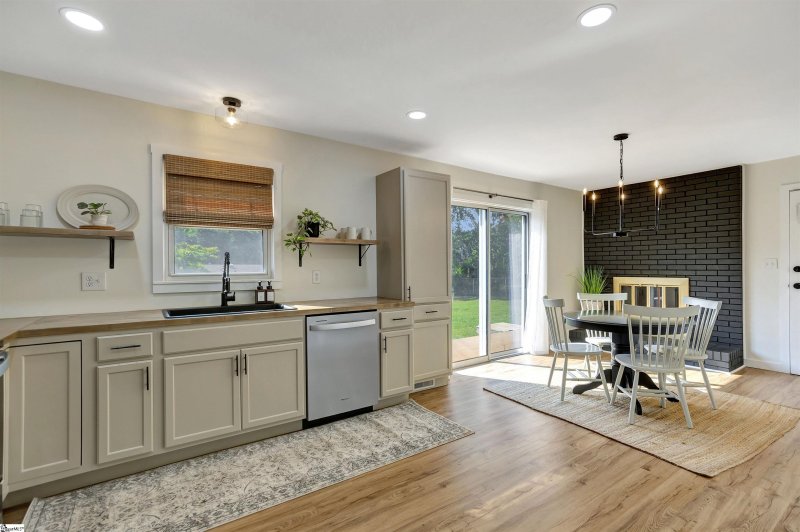 Property image 4 at 205 Iris Drive, Easley, SC 29642