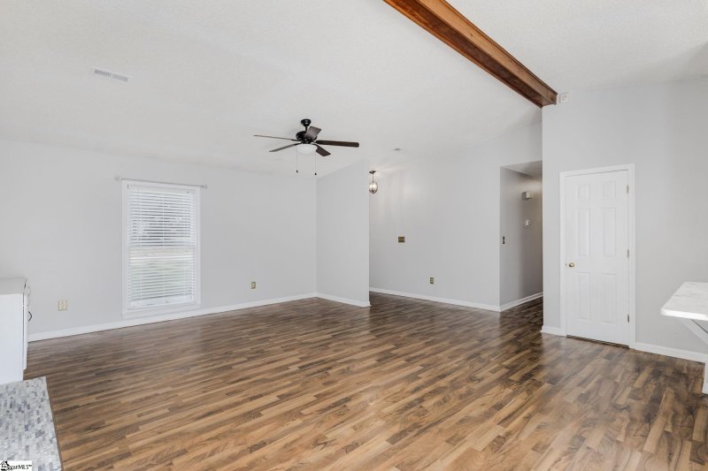 Property image 5 at 6 Poppy Meadow Lane, Simpsonville, SC 29681