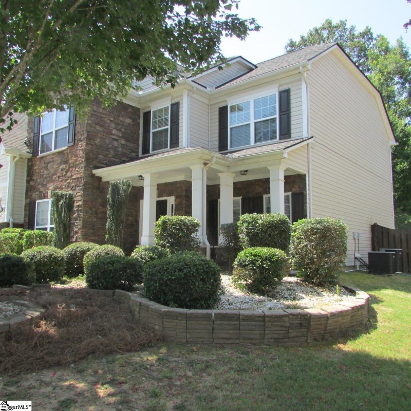 Property image 2 at 213 Heritage Point Drive, Simpsonville, SC 29681