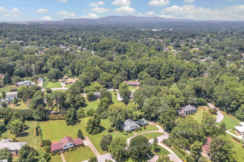 Property image 3 at 21 Ashburn Place, Greenville, SC 29615