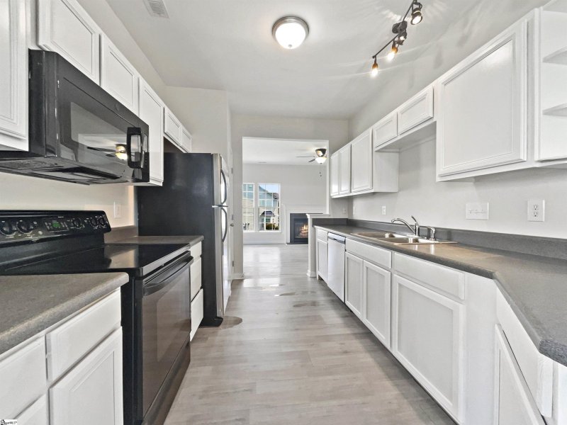 Property image 4 at 23 Spring Crossing Circle, Greer, SC 29650