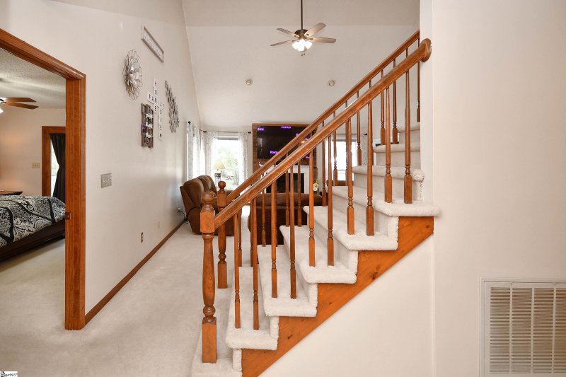 Property image 5 at 105 Fox Chase Court, Simpsonville, SC 29680