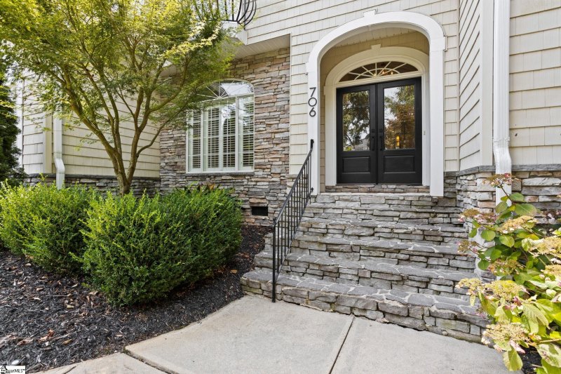 Property image 3 at 706 Ladykirk Lane, Greer, SC 29650