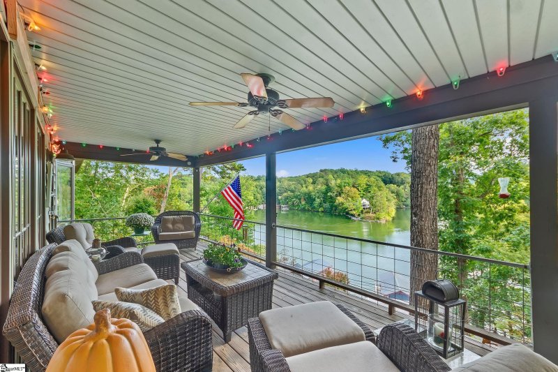 Property image 2 at 2005 W Lakeshore Drive, Landrum, SC 29356-9641