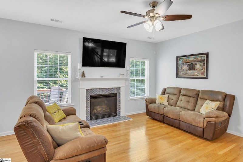 Property image 4 at 35 Meadowrise Lane, Simpsonville, SC 29681