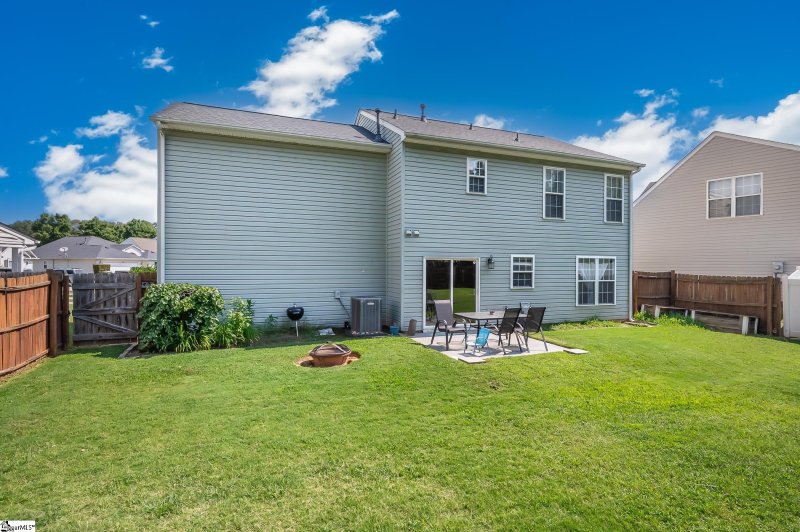 Property image 3 at 509 Flanders Court, Greenville, SC 29607