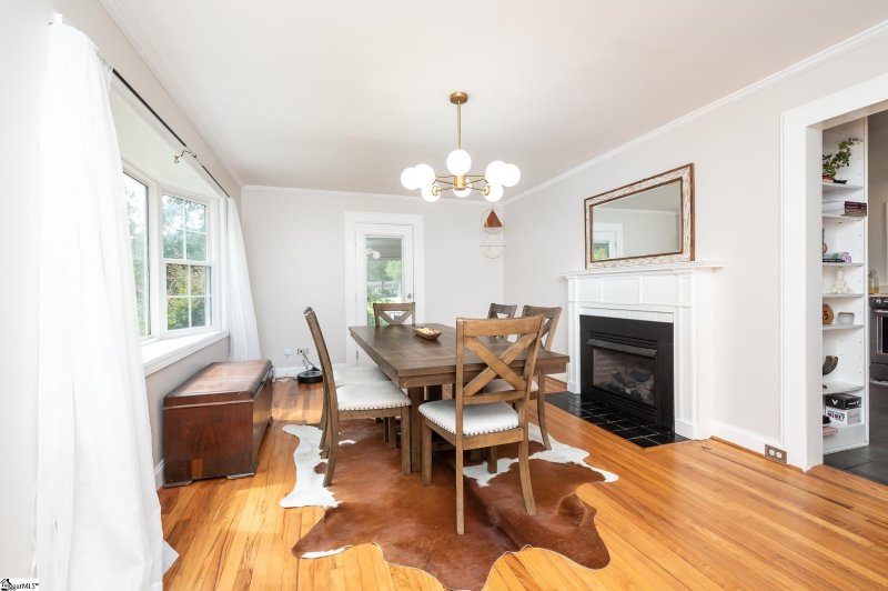 Property image 3 at 11 Auburn Circle, Greenville, SC 29607