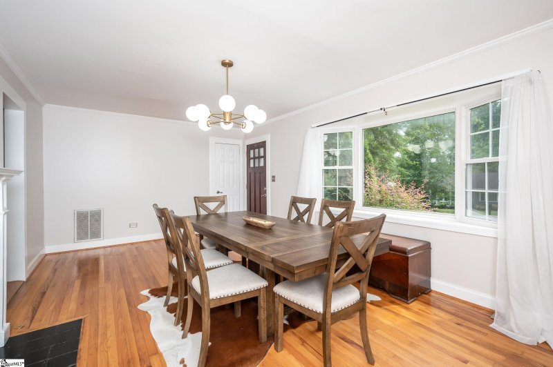 Property image 4 at 11 Auburn Circle, Greenville, SC 29607