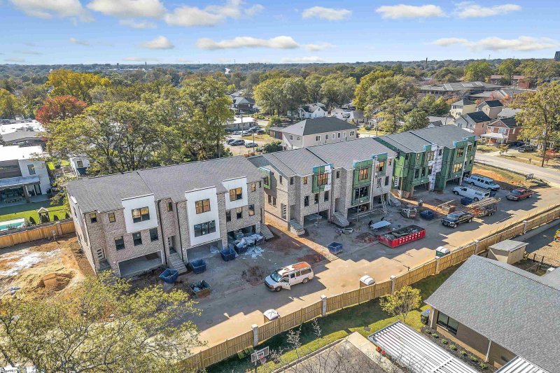 Property image 3 at 18 Corbet Court, Greenville, SC 29601