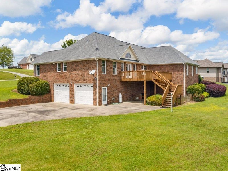 Property image 5 at 200 N Cassidy Way, Campobello, SC 29322