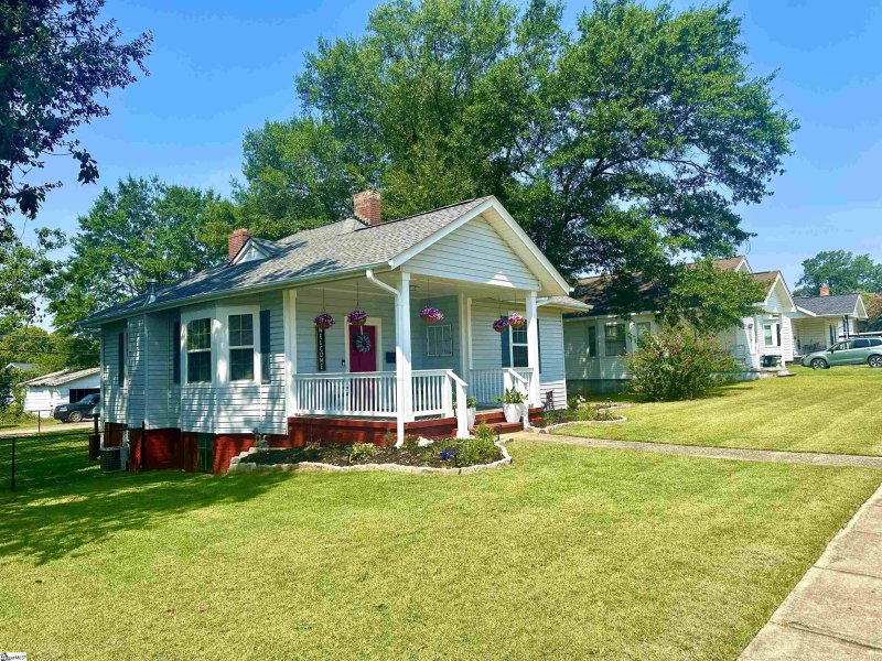 Property image 2 at 27 Groce Road, Lyman, SC 29365