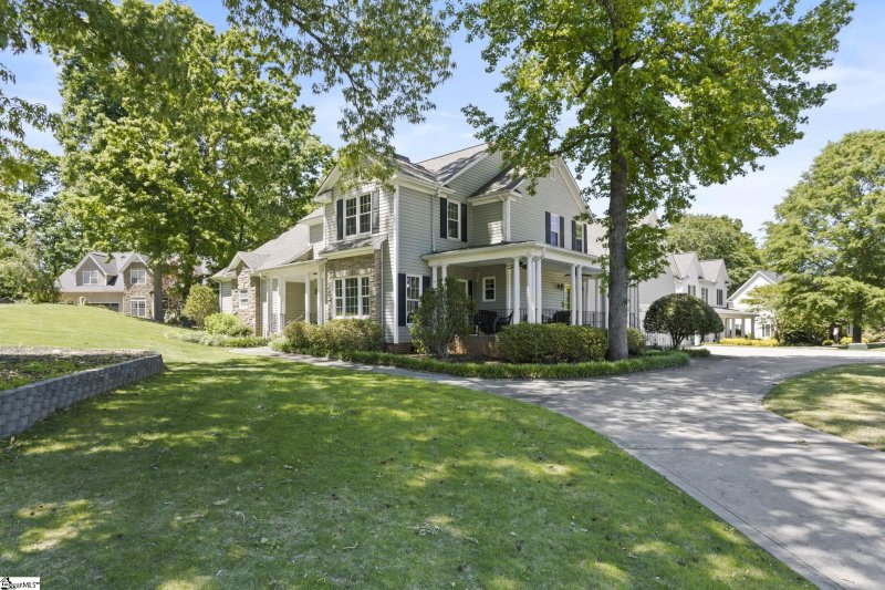 Property image 2 at 135 Red Maple Circle, Easley, SC 29642