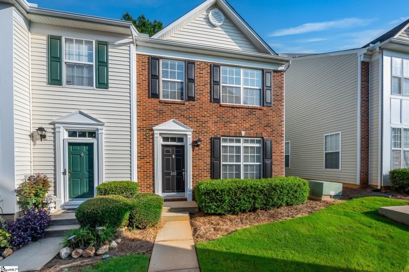 Property image 2 at 210 Bedwin Court, Mauldin, SC 29662