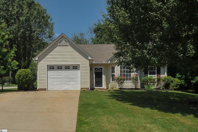 18 Green Oak Drive