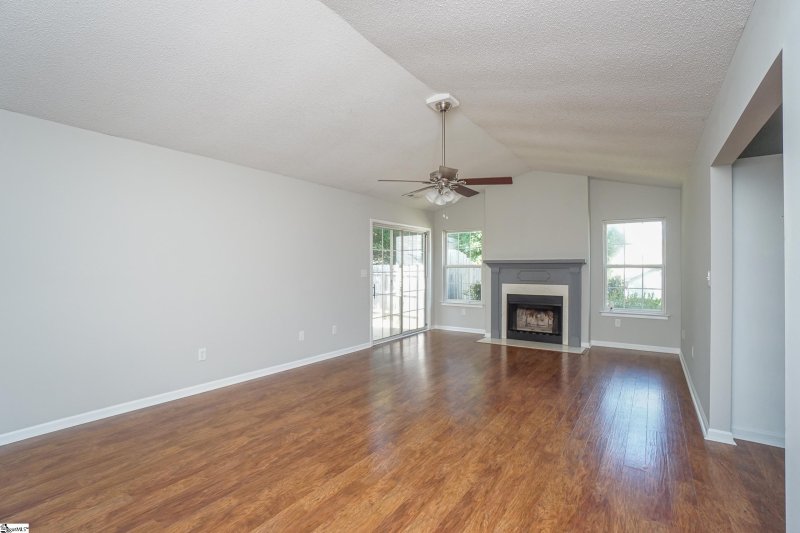 Property image 4 at 18 Green Oak Drive, Simpsonville, SC 29680