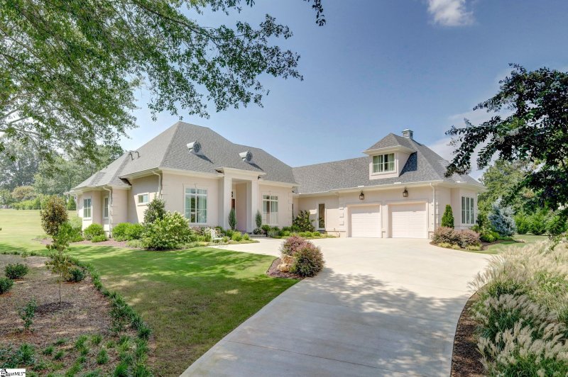 Property image 2 at 200 Foot Hills Road, Greenville, SC 29617