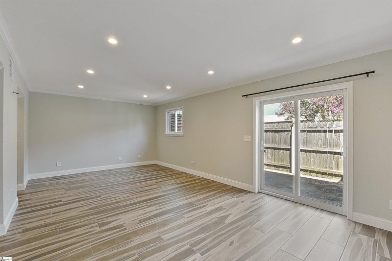 Property image 5 at 59 Briarrun Place, Greenville, SC 29615