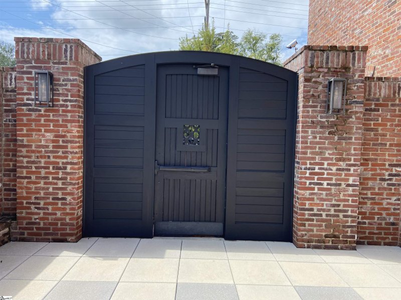 Property image 2 at 110 N Markley Street, Greenville, SC 29601